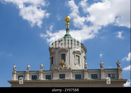 Turm und Turmgalerie des Alten Rathauses. Deutschland, Brandenburg, Potsdam (Landeshauptstadt) Stockfoto