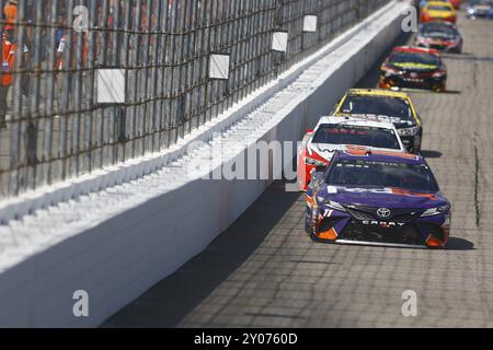 16. Juli 2017, Loudon, NH, USA: Denny Hamlin (11) fährt seinen Rennwagen während des Overton's 301 auf dem New Hampshire Motor Speedway über die Front Stockfoto