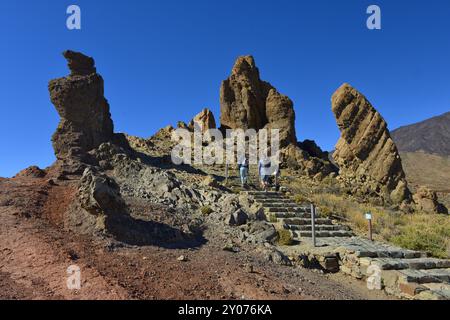 Felsformation am Mirador Los Roques de Garcia im Teide-Nationalpark, Teneriffa, Kanarische Inseln, Spanien, Europa Stockfoto