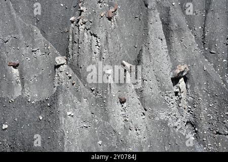 Feenkamine oder Hoodoo-Felsformationen, Demoiselles Coiffées de Théus, im Durance Valley, Theus, Alpes-de-Haute-Provence Frankreich Stockfoto