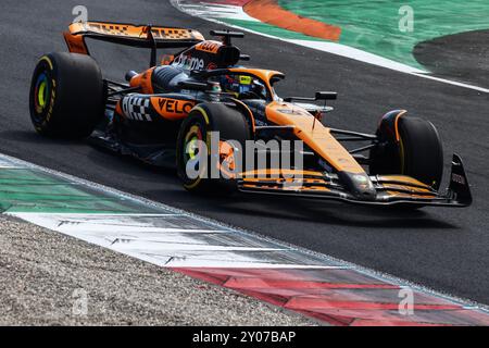 Monza, Italien. September 2024. Oscar Piastri von McLaren fährt am 1. September 2024 während des italienischen Formel-1-Grand Prix auf der Rennstrecke Autodromo Nazionale Monza in Monza. (Kreditbild: © Beata Zawrzel/ZUMA Press Wire) NUR REDAKTIONELLE VERWENDUNG! Nicht für kommerzielle ZWECKE! Quelle: ZUMA Press, Inc./Alamy Live News Stockfoto