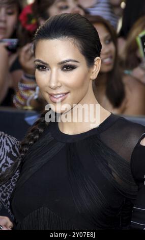 Kim Kardashian bei der Premiere von „The Twilight Saga: Eclipse“ in Los Angeles am 24. Juni 2010 im Nokia Theatre L.A. Live in Los Angeles. Gutschrift Stockfoto