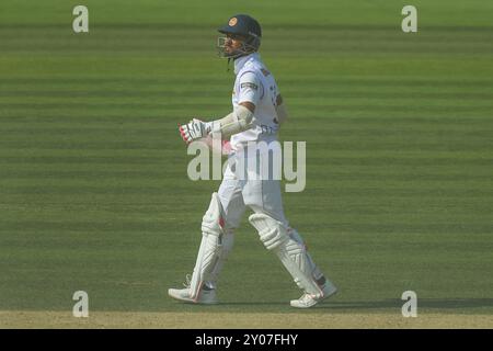 Dinesh Chandimal aus Sri Lanka sieht nach seiner Entlassung während des 2. Rothesay Test Match Day 4 in Lords, London, Großbritannien, 1. September 2024 niedergeschlagen aus (Foto: Izzy Poles/News Images) Stockfoto