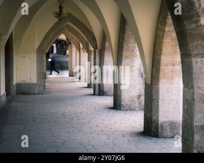 Wiener Neustadt Arkaden auf dem Hauptplatz Stockfoto