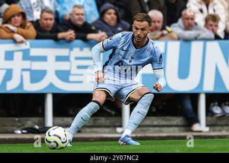 Newcastle, Großbritannien. September 2024. James Maddison von Tottenham Hotspur während des Premier League-Spiels Newcastle United gegen Tottenham Hotspur im St. James's Park, Newcastle, Vereinigtes Königreich, 1. September 2024 (Foto: Mark Cosgrove/News Images) in Newcastle, Vereinigtes Königreich am 1. September 2024. (Foto: Mark Cosgrove/News Images/SIPA USA) Credit: SIPA USA/Alamy Live News Stockfoto