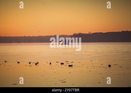 Sonnenaufgang am Wannsee in Berlin Stockfoto