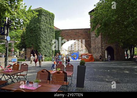 Europa, Deutschland, Bayern, München, Altstadt, Sendlinger Tor, Teil der alten Stadtmauer, Blick in die Sendlinger Straße, Hamburg, Hamburg, Federal Republi Stockfoto