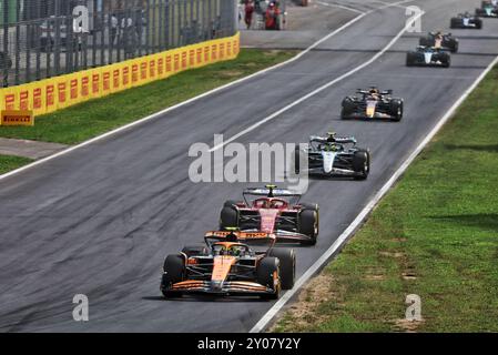 Monza, Italien. September 2024. Lando Norris (GBR) McLaren MCL38. 01.09.2024. Formel-1-Weltmeisterschaft, Rd 16, Grand Prix Von Italien, Monza, Italien, Wettkampftag. Das Foto sollte lauten: XPB/Alamy Live News. Stockfoto