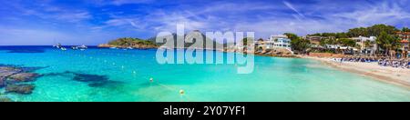 Mallorca Balearen Inseln charmante Orte zu besuchen - Sant Elm (San Telmo) Fischerdorf mit tollem Strand und atemberaubendem Blick auf die Insel Dragonera Stockfoto