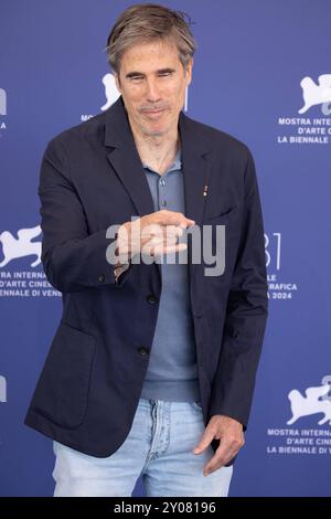 News - I m still here - Ainda Estou Aqui Photocall - der 81. Internationale Filmfestival-Direktor Walter Salles nimmt am Fotocall des Films Ainda estou aqui i i m still here Teil, der während des 81. Internationalen Filmfestivals von Venedig am Lido in Venedig am 1. September 2024 im Wettbewerb präsentiert wurde. Foto: Cinzia Camela. Lido di Venezia Palazzo del Casinò Italien Copyright: XCinziaxCamelax/xLiveMediax LPN 1498888 Stockfoto