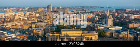 Panoramablick auf die Skyline von Liverpool Stockfoto