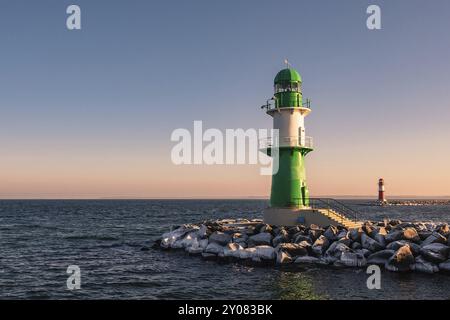 Der Pier in Warnemünde im Winter Stockfoto