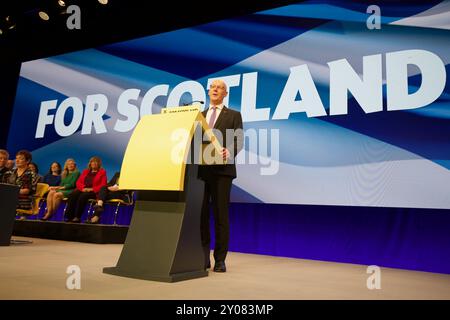 Edinburgh UK, 1. September 2024: Der Vorsitzende der SNP und erste Minister von Schottland John Swinney spricht auf der Jahreskonferenz der Partei an die Delegierten. Quelle: DB Media Services / Alamy Live Stockfoto