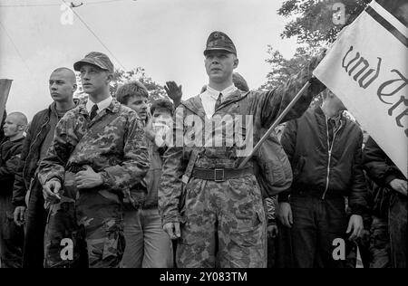 Deutschland, Dresden, 15. Juni 1991, Trauerzug für den neonazistischen Rainer Sonntag, erschossen von Zuhältern, Genossen aus Halle, Europa Stockfoto