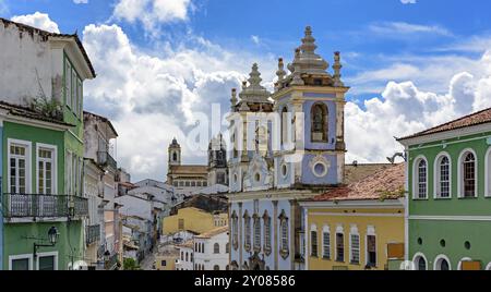 Blick auf Pelourinho, altes und historisches Zentrum der Stadt Salvador in Bahia, Brasilien, Südamerika Stockfoto