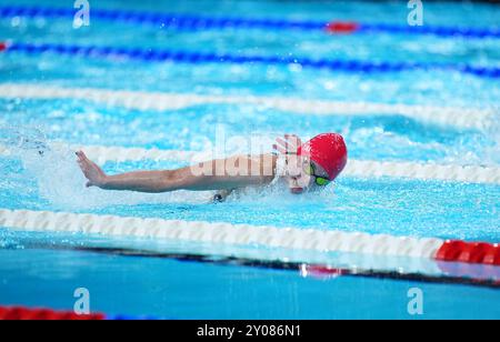 Die britische Alice Tai in Aktion während des 200-m-Einzelfinales der Frauen in der South Paris Arena am vierten Tag der Paralympischen Sommerspiele 2024. Bilddatum: Sonntag, 1. September 2024. Stockfoto