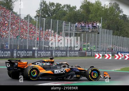 Monza, Italien. September 2024. Motorsport: Formel-1-Weltmeisterschaft, Grand Prix von Italien, Rennen Oscar Piastri aus Australien vom McLaren-Team ist in Monza auf der Strecke. Quelle: Hasan Bratic/dpa/Alamy Live News Stockfoto
