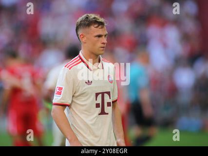 München, Deutschland 01. September 2024: Fussball, Herren, Bundesliga, Saison 2024/2025, FC Bayern München - SC Freiburg, Allianz Arena Joshua Kimmich (FC Bayern München) Kopf, Oberkörper DFB, DFL-Vorschriften verbieten jede Verwendung von Fotografien als Bildsequenzen und/oder Quasi-Video Stockfoto