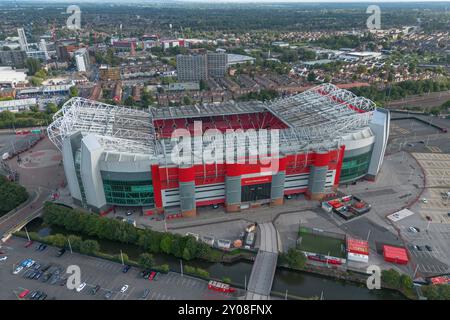 Aus der Vogelperspektive von Old Trafford, Heimstadion des Manchester United Football Club, Großbritannien. Stockfoto