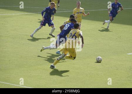 Chelsea vs Crystal Palace, Premier League, Stamford Bridge, Fulham, London, UK. September 2024. ChelseaÕs Christopher Nkunku greift in der Palace Box an; Chelsea Football Club gegen Crystal Palace Football Club im dritten Spiel der Premier League 2024/25 in Stamford Bridge. Kredit: Motofoto/Alamy Live News Kredit: Motofoto/Alamy Live News Stockfoto