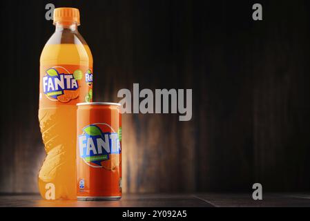 Fanta ist eine globale Marke für kohlensäurehaltige Erfrischungsgetränke mit Fruchtgeschmack, die 1940 von der Coca-Cola Company in Deutschland hergestellt wurde Stockfoto