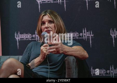 Düsseldorf-NEUSS, 2. November 2019: Cinzia Monreale (*1957, Schauspielerin, Beyond the Darkness and the Beyond) am Weekend of Hell 2019 Stockfoto