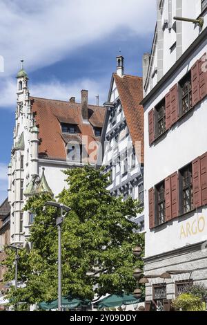 Historische Stadthäuser im Detail, Hafenallee und Altstadt von Ulm, Baden-Württemberg, Deutschland, Europa Stockfoto