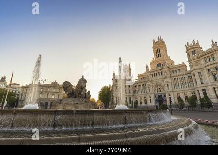 Madrid Spanien, sunrise city Skyline am Cibeles Brunnen Stadtplatz Stockfoto