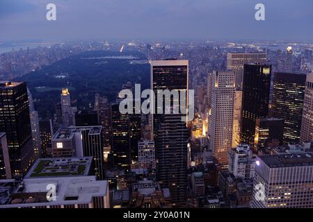 NEW YORK CITY, USA, 10. JUNI: Oberer Teil von Manhattan. Der Central Park ist im Hintergrund zu sehen. Juni 2012 in New York City, USA, Nordamerika Stockfoto