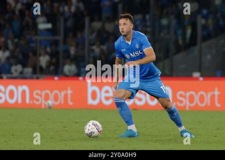 Neapel, Kampanien, Italien. 31. August 2024. Amir Rrahmani aus Neapel kontrolliert den Ball während des Fußballspiels der Serie A SSC Napoli gegen Parma Calcio Stadio Maradona am 31. August 2024 in Neapel. (Kreditbild: © Ciro de Luca/ZUMA Press Wire) NUR REDAKTIONELLE VERWENDUNG! Nicht für kommerzielle ZWECKE! Stockfoto