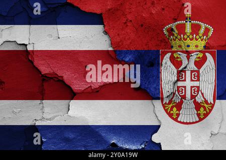 Flaggen von Costa Rica und Serbien Stockfoto