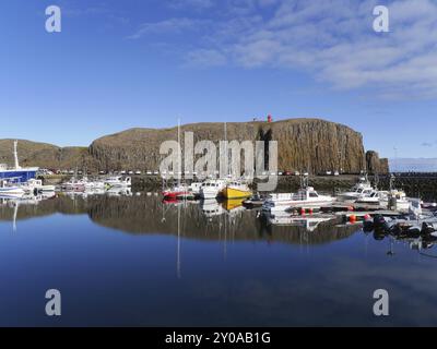 Der Hafen von Stykkisholmur auf Snaefellsnes in Island Stockfoto