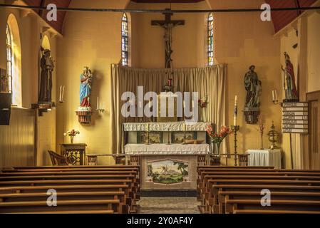Oudeschild, Texel, Niederlande. August 2021. Innenraum der protestantischen Kirche in Oudeschild, Texel., Niederlande Stockfoto
