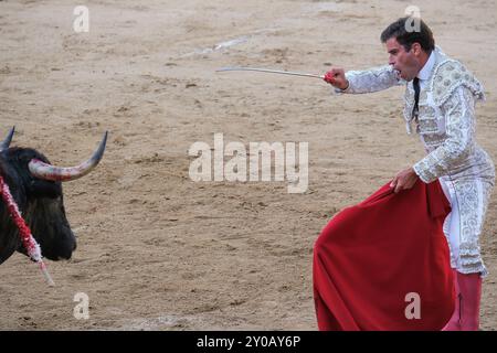 Madrid, Spanien. September 2024. Stierkämpfer Ruben Pinar während des Stierkampfes von Corrida de Toros auf der Plaza de las Ventas in Madrid, 1. September 2024 Spanien (Foto: Oscar Gonzalez/SIPA USA) Credit: SIPA USA/Alamy Live News Stockfoto