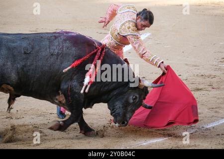 Madrid, Spanien. September 2024. Stierkämpfer Sanchez Vara während des Stierkampfes von Corrida de Toros auf der Plaza de las Ventas in Madrid, 1. September 2024 Spanien (Foto: Oscar Gonzalez/SIPA USA) Credit: SIPA USA/Alamy Live News Stockfoto