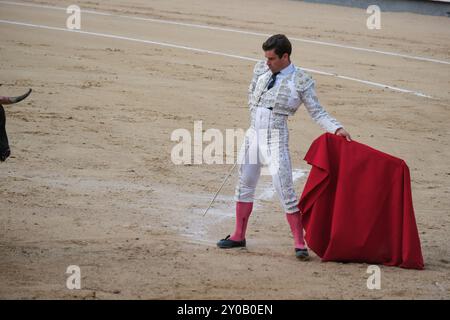 Madrid, Spanien. September 2024. Stierkämpfer Ruben Pinar während des Stierkampfes von Corrida de Toros auf der Plaza de las Ventas in Madrid, 1. September 2024 Spanien (Foto: Oscar Gonzalez/SIPA USA) Credit: SIPA USA/Alamy Live News Stockfoto