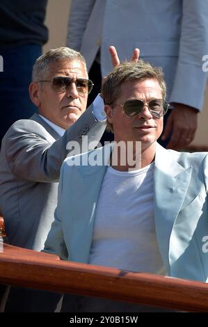 Venedig, Italien. September 2024. Der US-amerikanische Schauspieler George Clooney und Brad Pitt nehmen am Sonntag, 1. September 2024, am 81. Venedig Filmfestival in Venedig, Italien, Teil. Foto: Rocco Spaziani/ Credit: UPI/Alamy Live News Stockfoto