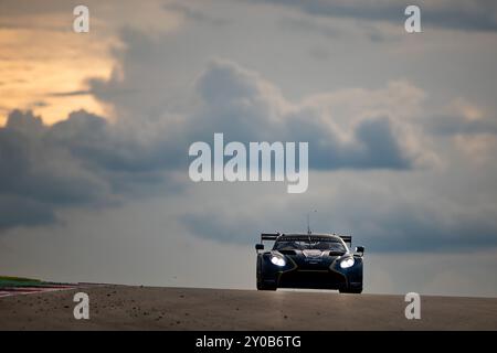 27 JAMES Ian (usa), MANCINELLI Daniel (ita), RIBERAS Alex (Spa), Heart of Racing Team, Aston Martin Vantage GT3 #27, Action während des Lone Star Star Le Mans 2024, 6. Runde der FIA Langstrecken-Weltmeisterschaft 2024, vom 30. August bis 1. September 2024 auf dem Circuit of the Americas in Austin, Texas, USA - Foto Joao Filipe/DPPI Credit: DPPI Media/Alamy Live News Stockfoto