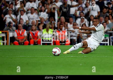 Madrid, Spanien. September 2024. Madrid, Königreich Spanien; 01.09.2024.- Real Madrid besiegt Real Betis am 4. Spieltag der spanischen Fußballliga. Mit Toren von Kylian Mbpaeé besiegten seine ersten beiden im Santiago Bernabéu Stadion (67 und 75) Betis. Vermerk: Juan Carlos Rojas/dpa/Alamy Live News Stockfoto