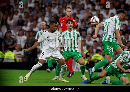 Madrid, Spanien. September 2024. Madrid, Königreich Spanien; 01.09.2024.- Real Madrid besiegt Real Betis am 4. Spieltag der spanischen Fußballliga. Mit Toren von Kylian Mbpaeé besiegten seine ersten beiden im Santiago Bernabéu Stadion (67 und 75) Betis. Vermerk: Juan Carlos Rojas/dpa/Alamy Live News Stockfoto