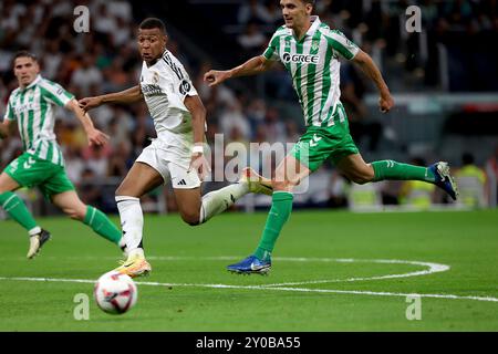 Madrid, Spanien. September 2024. Madrid, Königreich Spanien; 01.09.2024.- Real Madrid besiegt Real Betis am 4. Spieltag der spanischen Fußballliga. Mit Toren von Kylian Mbpaeé besiegten seine ersten beiden im Santiago Bernabéu Stadion (67 und 75) Betis. Vermerk: Juan Carlos Rojas/dpa/Alamy Live News Stockfoto