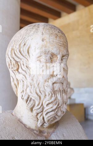 Athen, Griechenland, 14. Oktober 2016: Antike Büste des Herodotus in stoa von Attalos, Athen, Griechenland Close-up, Europa Stockfoto