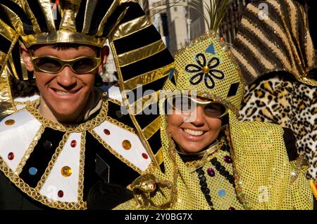 Die berühmte Mummers Parade auf der Broad Street in Philadelphia Stockfoto