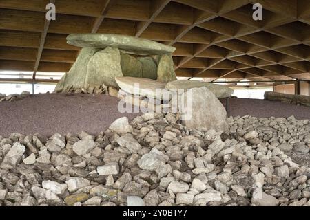 Megalithdenkmal Dolmen de Dombate in Galicien, Spanien, Europa Stockfoto