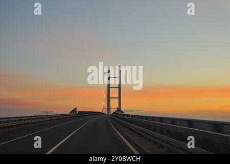 Strelasundüberquerung auf Rügen am Abend, Deutschland, Strelasundüberquerung auf Rügen, Deutschland, Europa Stockfoto