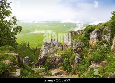 Berglandschaft. Blick auf das Tal. Kaukasus Natur. Lago-Naki, Rußland, Europa Stockfoto