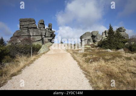 Drei Ferkel (Trzy Swinki) in den Karkonosze-Bergen (Krkonose), der Sudety, der Grenze zu Polen und Tschechien Stockfoto