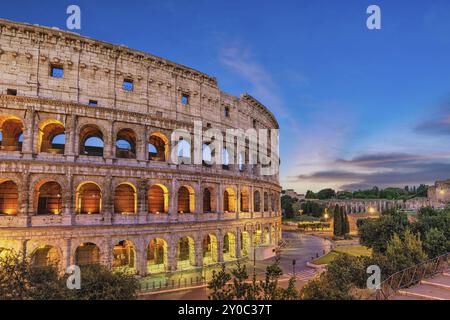 Rom Italien Nacht Skyline der Stadt am Rom Kolosseum leer niemand Stockfoto