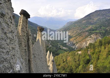 Erdpyramiden von Euseigne im Heremenztal im Kanton Wallis in der Schweiz Stockfoto