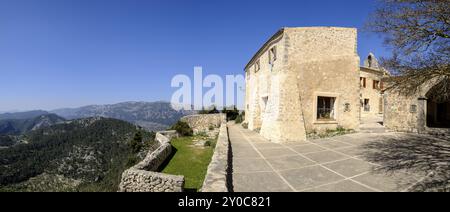 Posada del Castillo de Alaro, ubicado en el Puig d'Alaro, con una Altitud de 822 m, sierra de Tramuntana, Mallorca, balearen, spanien Stockfoto